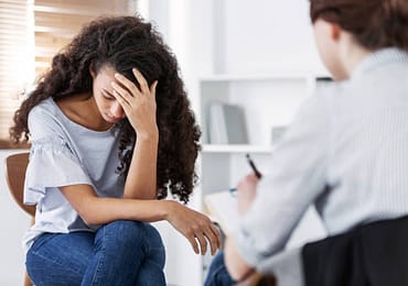 Signs You Might Be Living with Complex PTSD